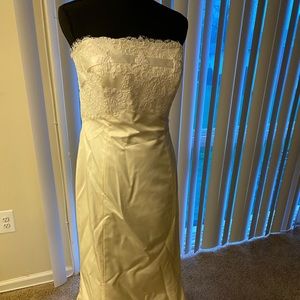 Alvina Valentines sz 14 new wrinkle can dry clean